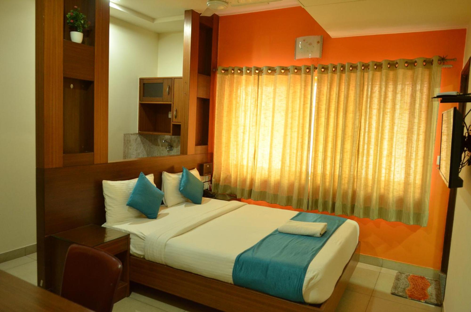 Cubbon Suites - 10 Minute Walk To Mg Road, Mg Road Metro And Church Street Bangalore Esterno foto